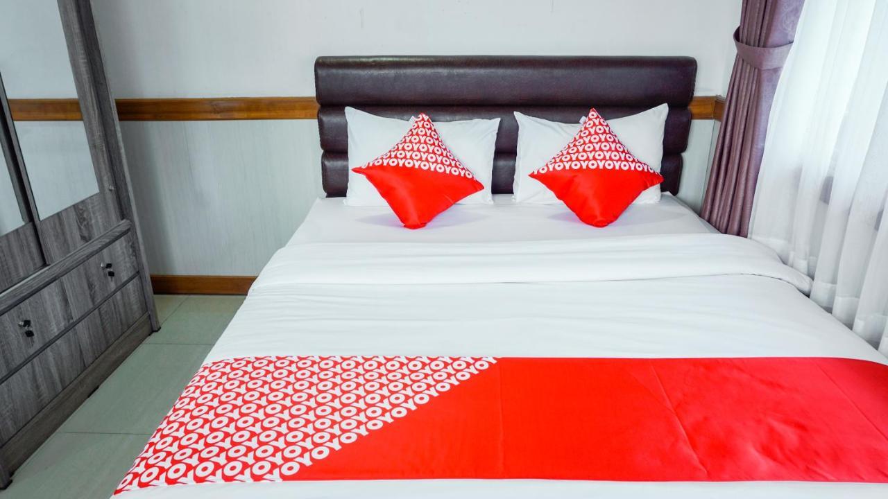 Oyo 1209 Tirtasari Nice Guesthouse Бандунг Екстериор снимка