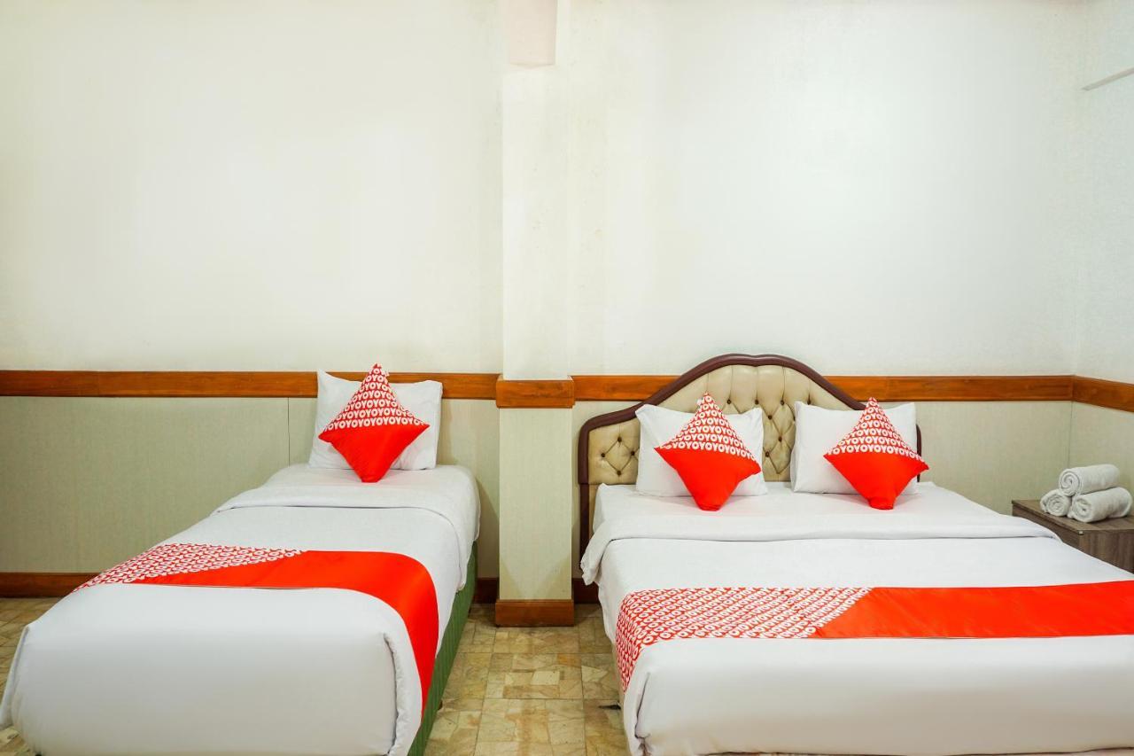 Oyo 1209 Tirtasari Nice Guesthouse Бандунг Екстериор снимка